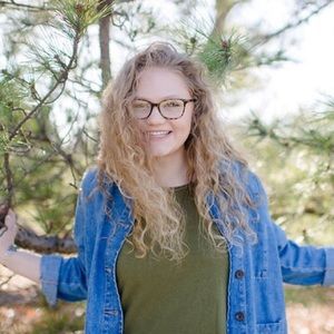 Meet your Posher, Abbie